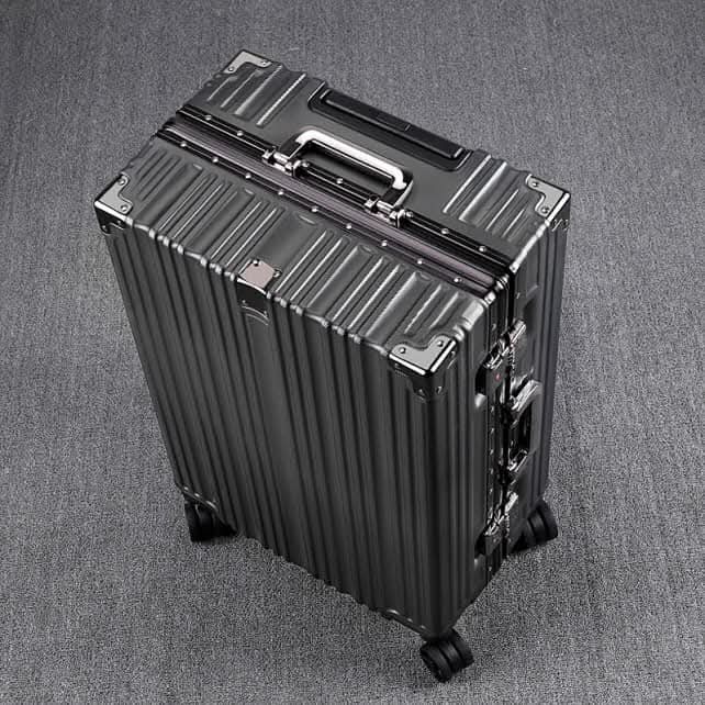TROLLY SUITCASE